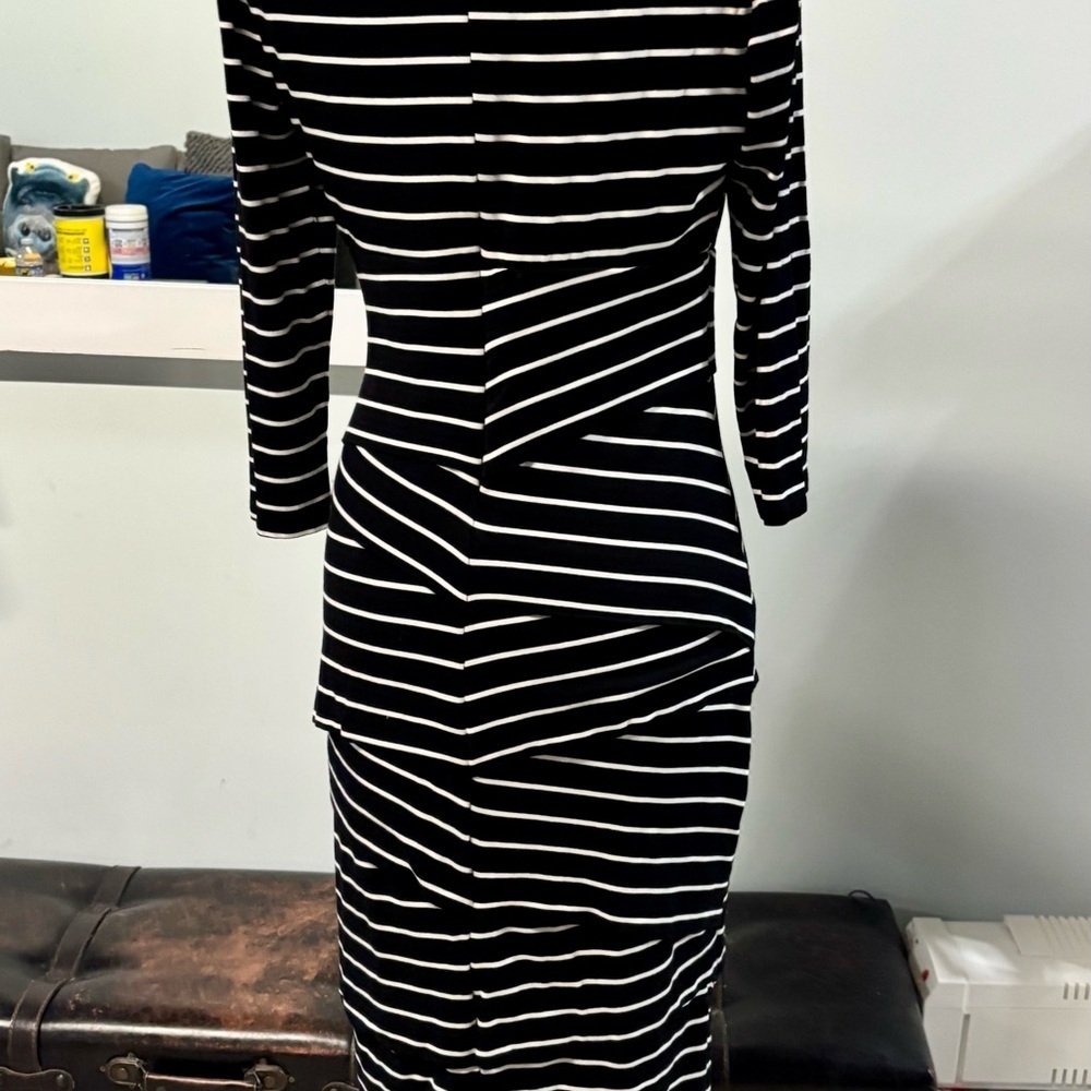 White House Black Market Instantly Slimming Striped Sheath Dress-Sz 10 - Picture 3 of 7